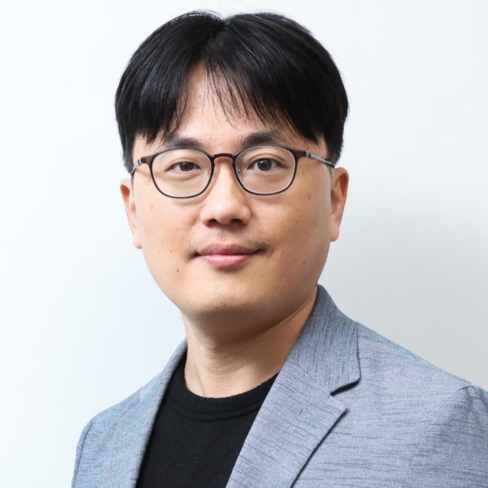 Kang, Moon-Jin Associate Professor